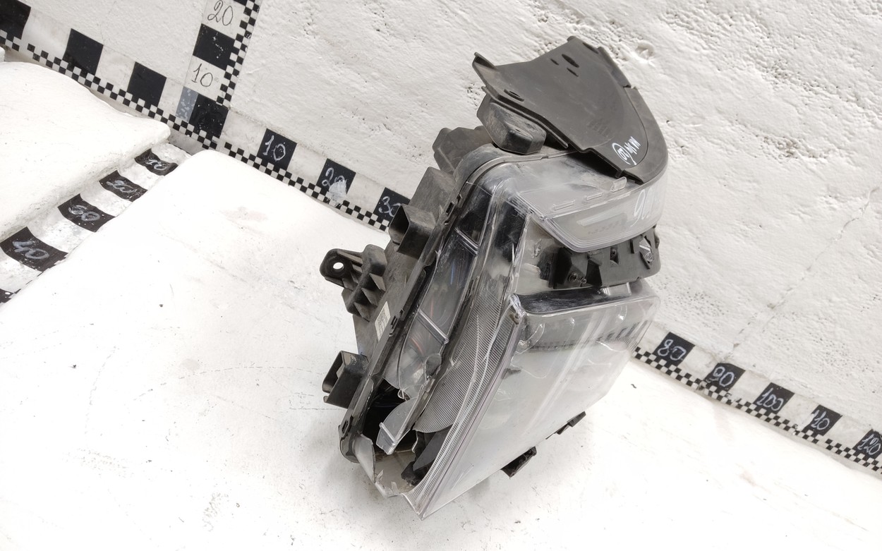 Фара передняя левая Hyundai Santa Fe 4 Restail LED