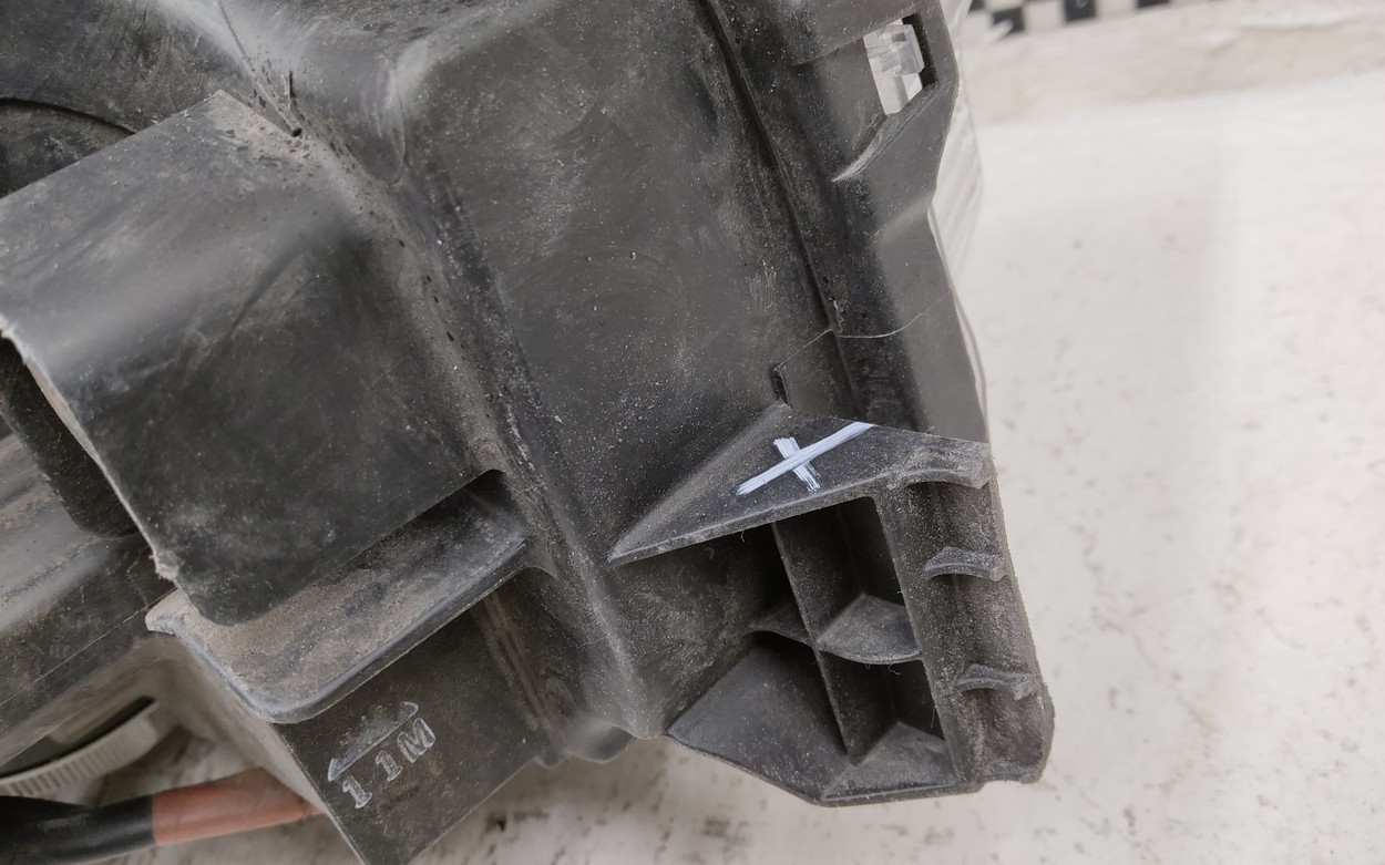 Фара передняя левая Subaru Impreza 5 Restail LED