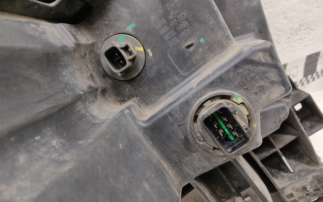 Фара передняя левая Great Wall Wingle 7 галоген линза ДХО