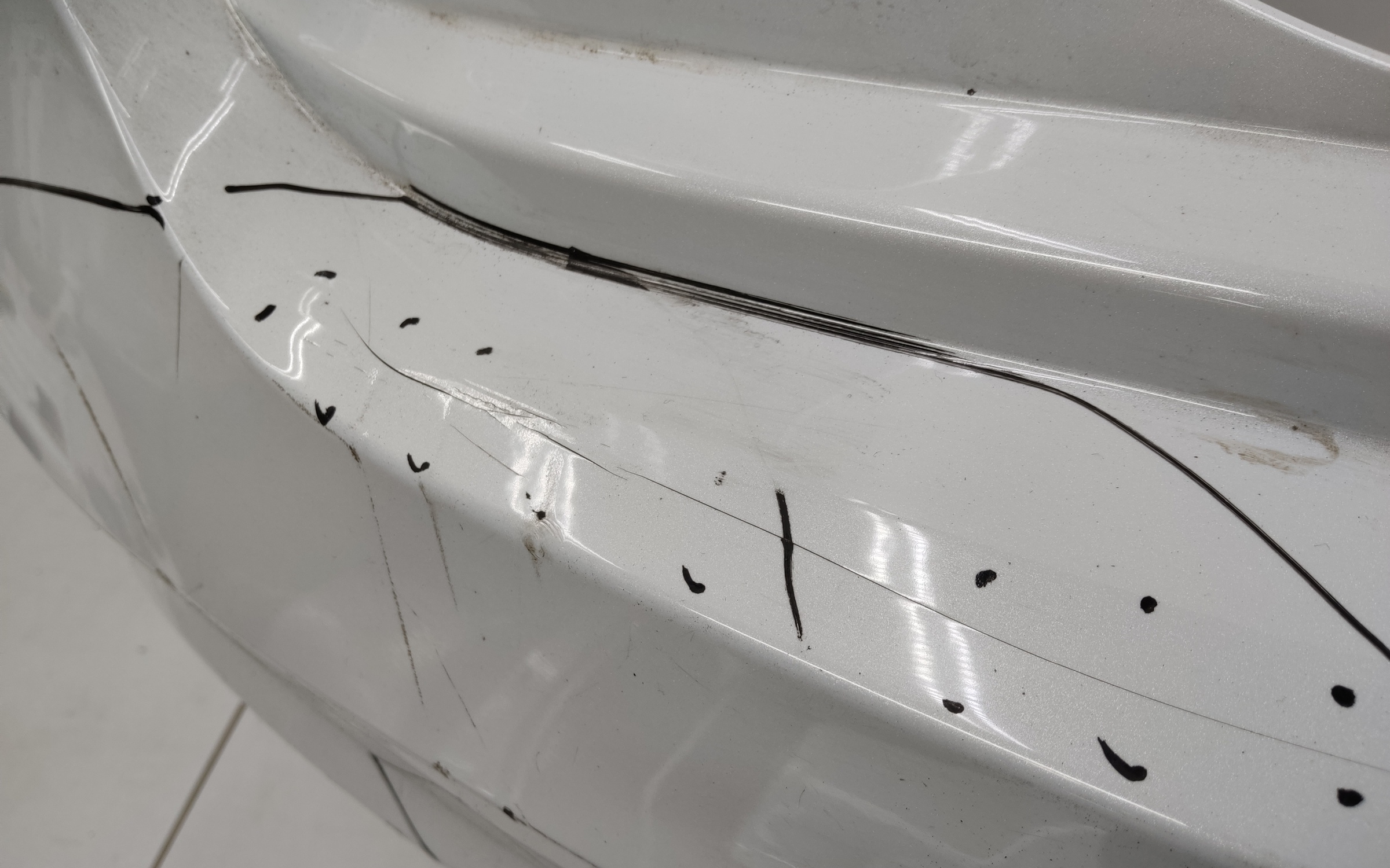 Бампер задний Geely Monjaro