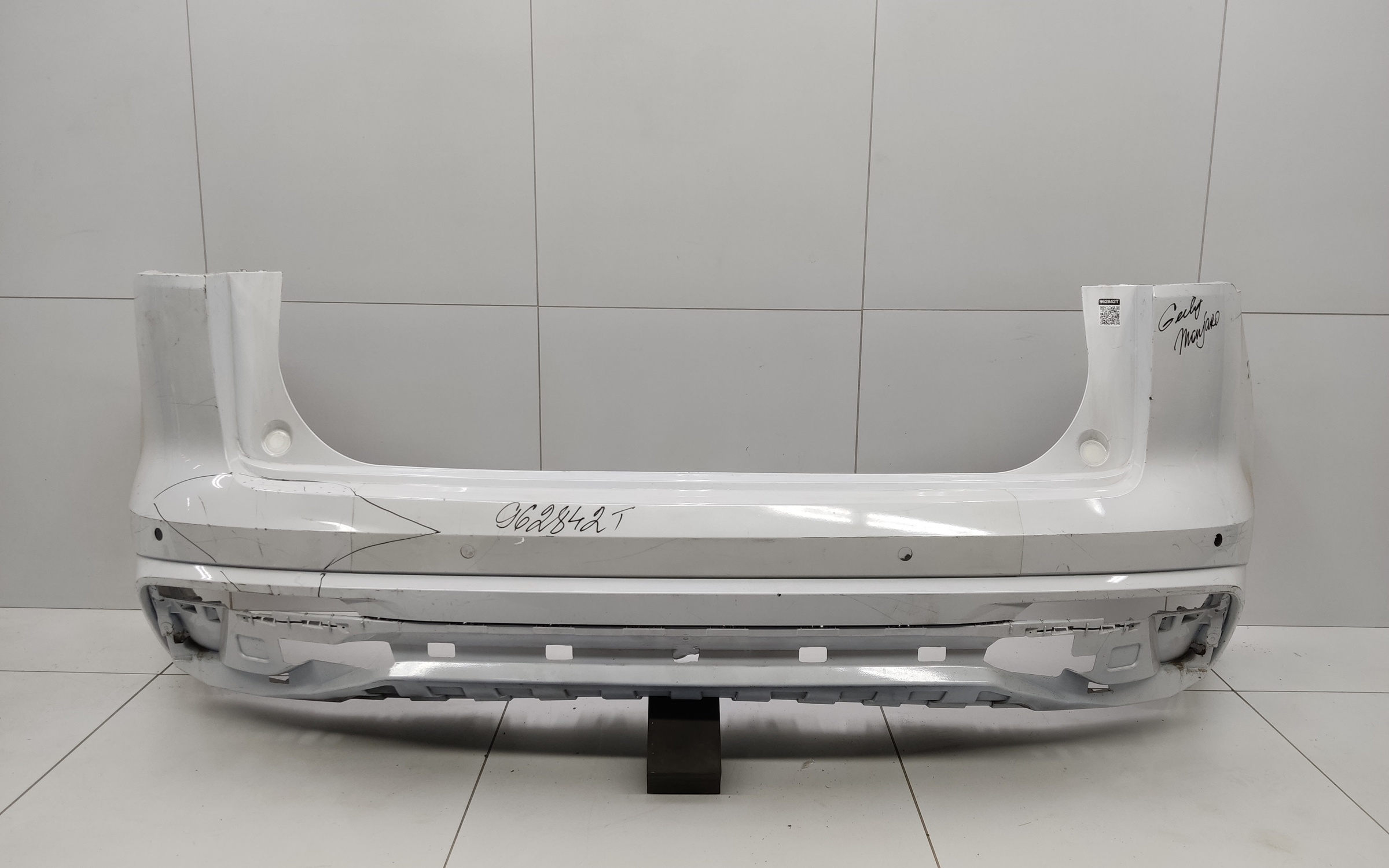 Бампер задний Geely Monjaro