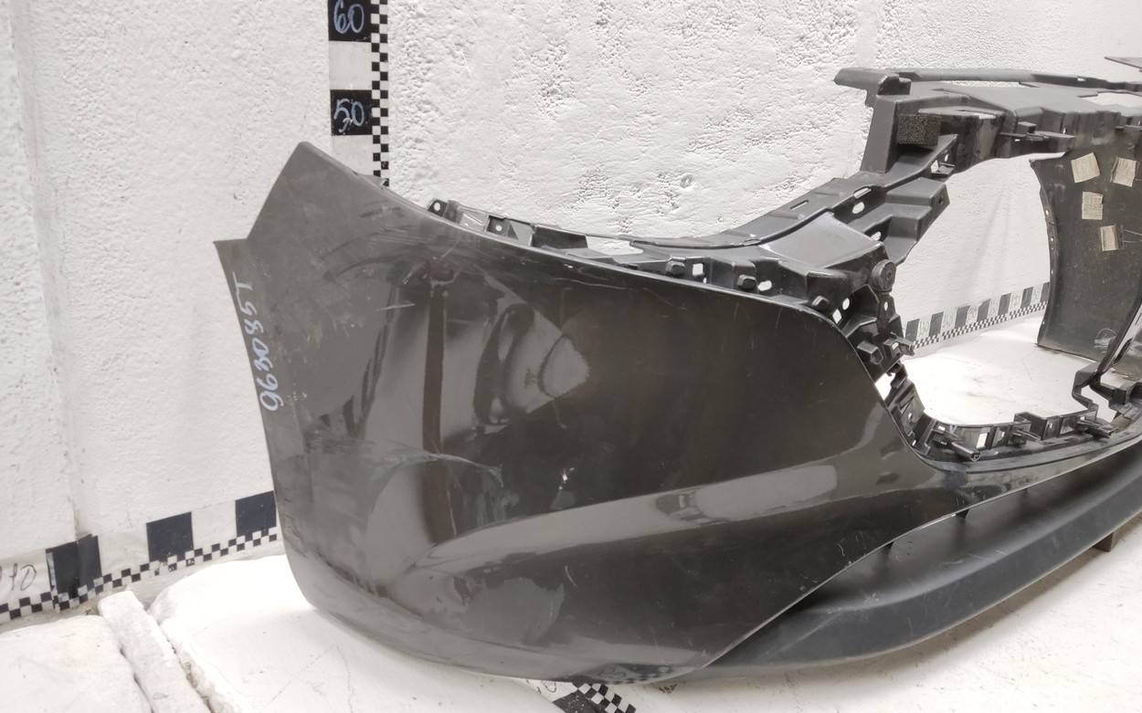 Бампер передний Mazda 3 BP