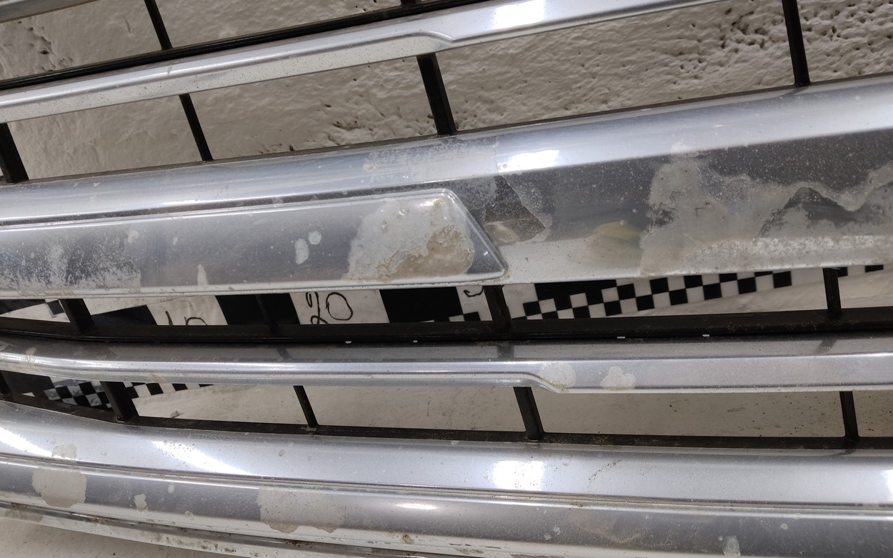 Решетка радиатора Cadillac Escalade 4