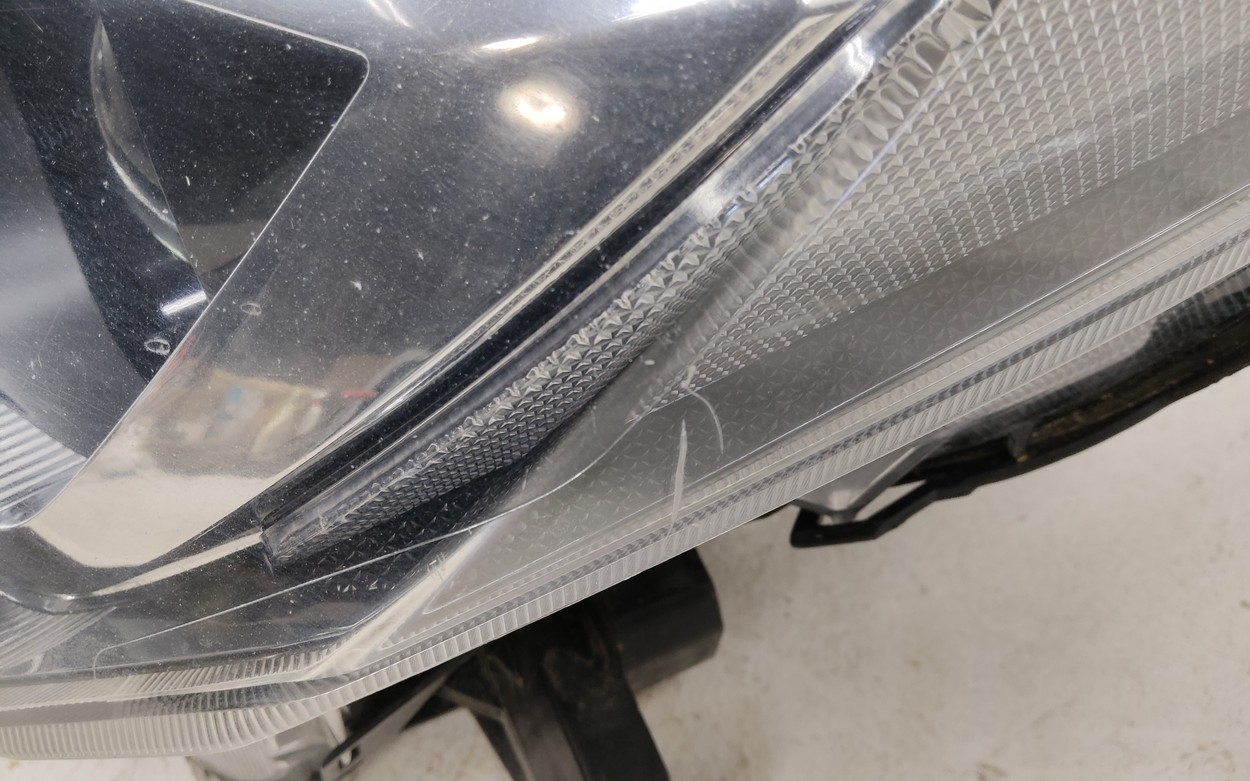 Фара передняя левая Toyota RAV4 CA40 Restail галоген линза ДХО