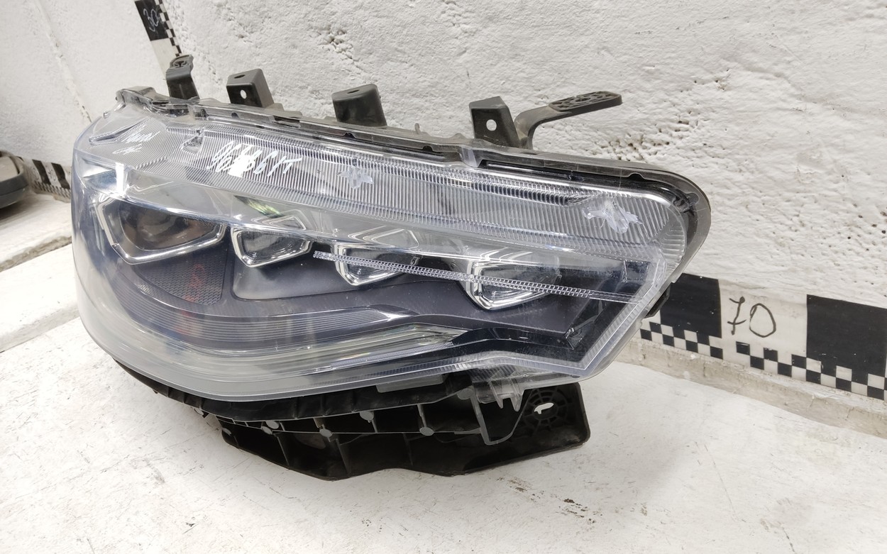 Фара передняя правая Haval F7 LED