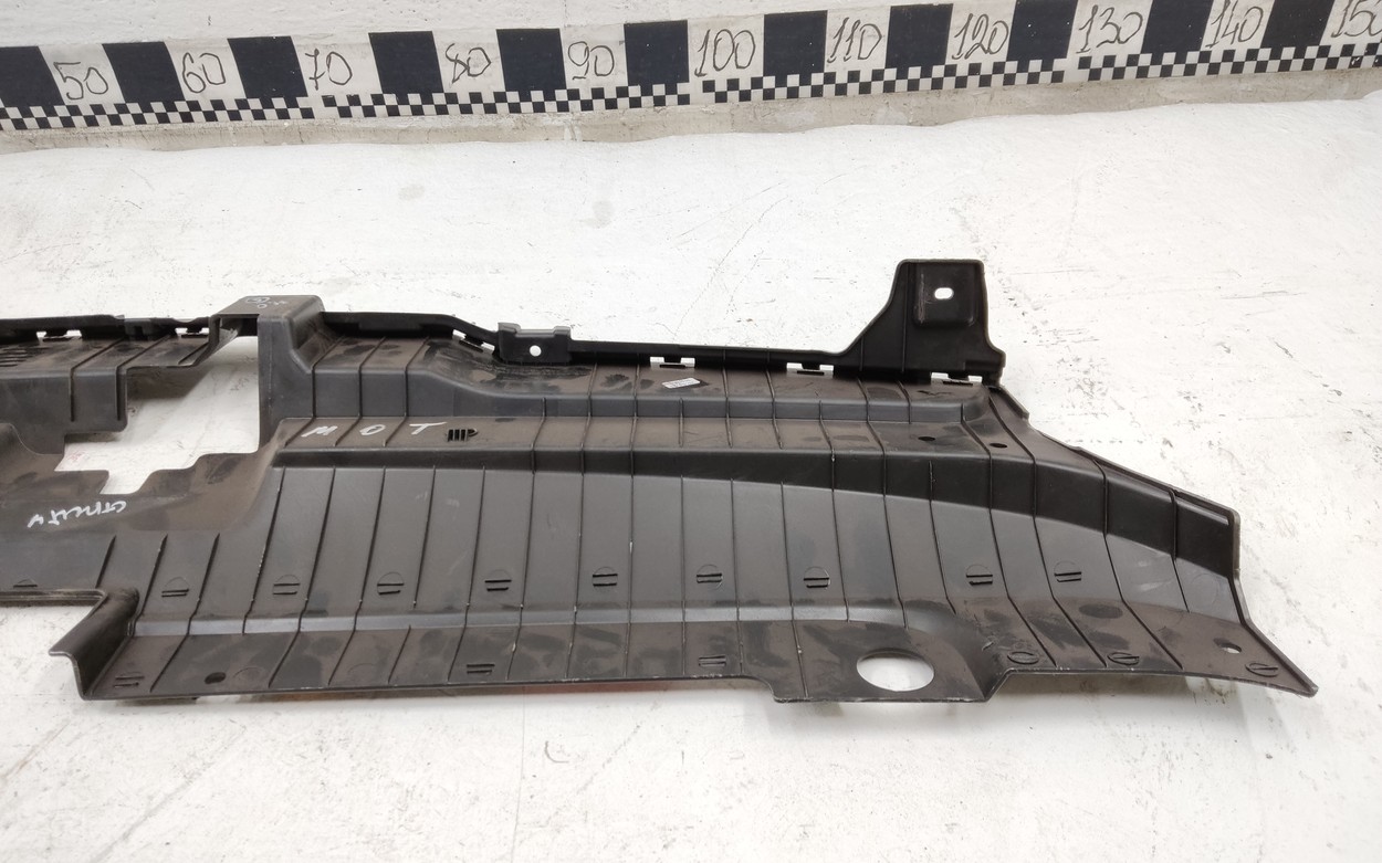 Накладка передней панели Kia K5 3