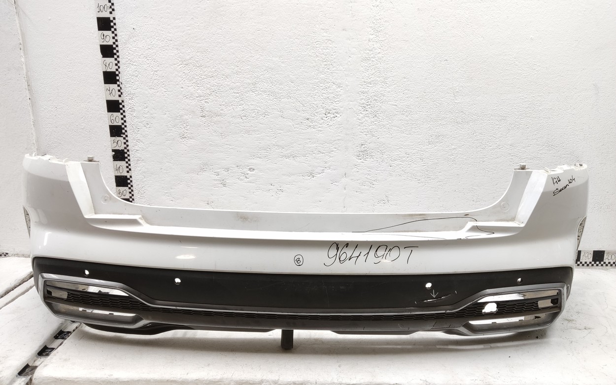 Бампер задний Kia Sorento 4