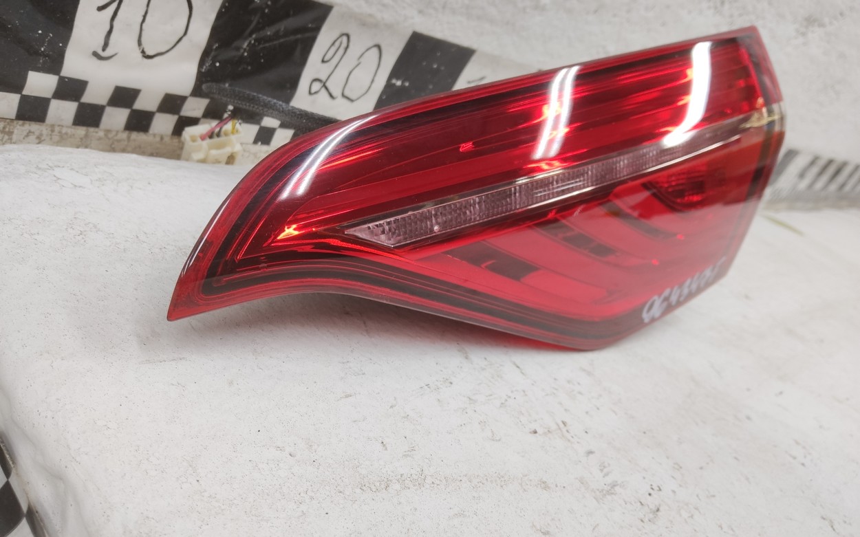 Фонарь задний правый внутренний Geely Tugella LED