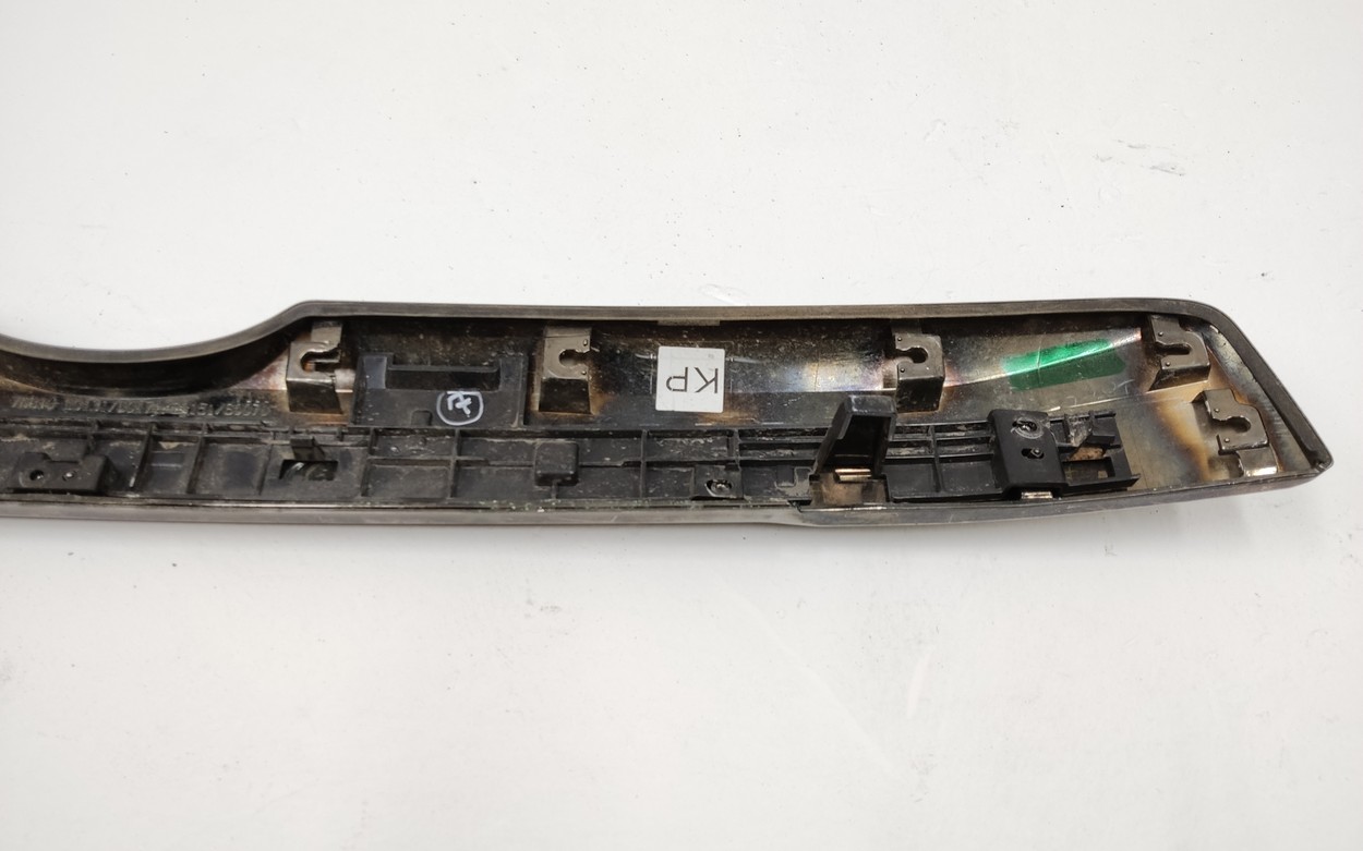 Накладка крышки багажника Toyota Land Cruiser Prado 150 Restail 2