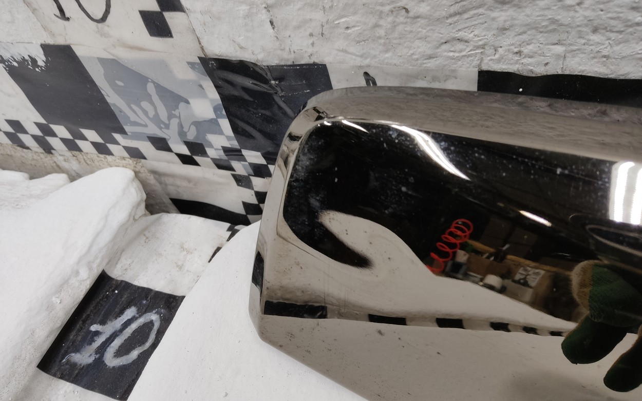 Накладка крышки багажника Toyota Land Cruiser Prado 150 Restail 2