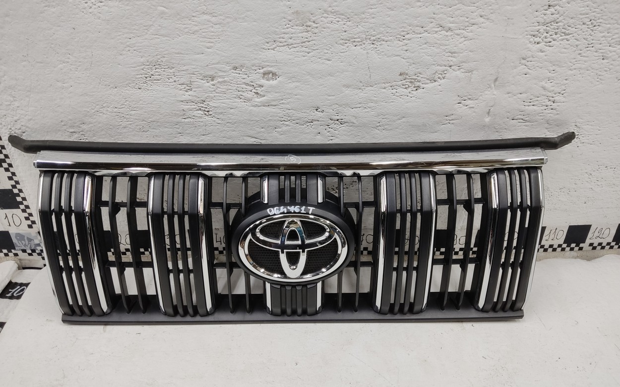 Решётка радиатора Toyota Land Cruiser Prado 150 Restail 3