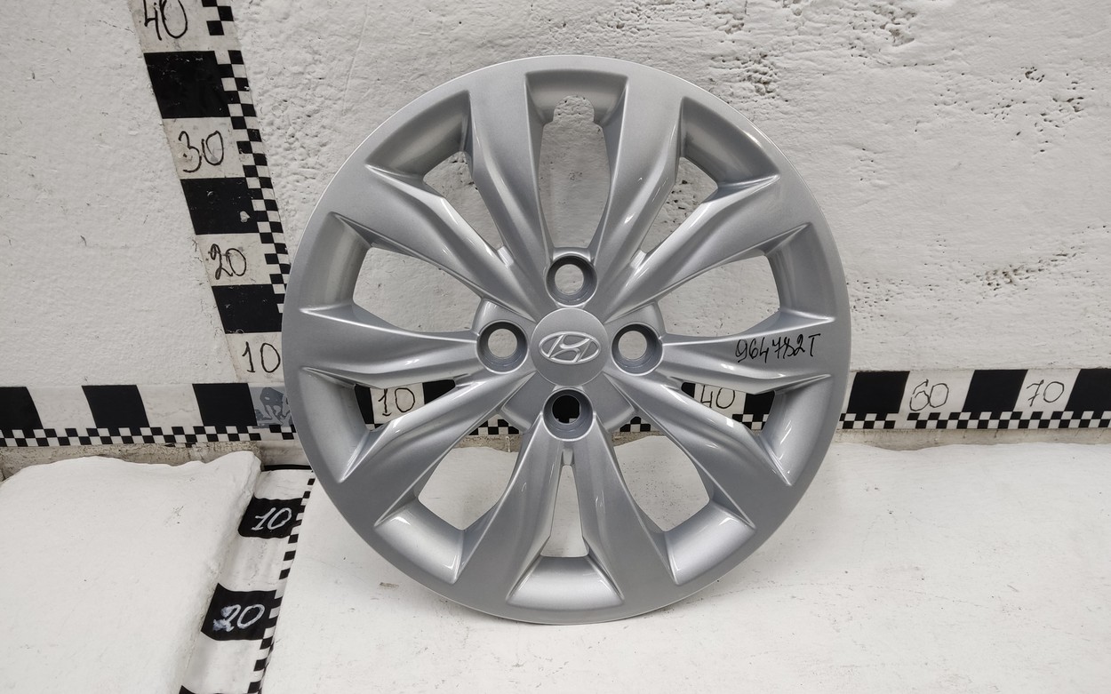 Колпак колеса Hyundai Solaris 2 R15