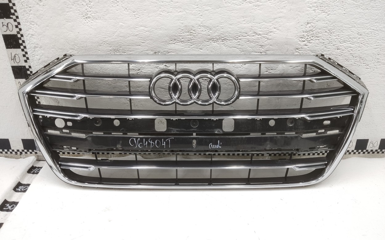 Решетка радиатора Audi A8 D5 хром