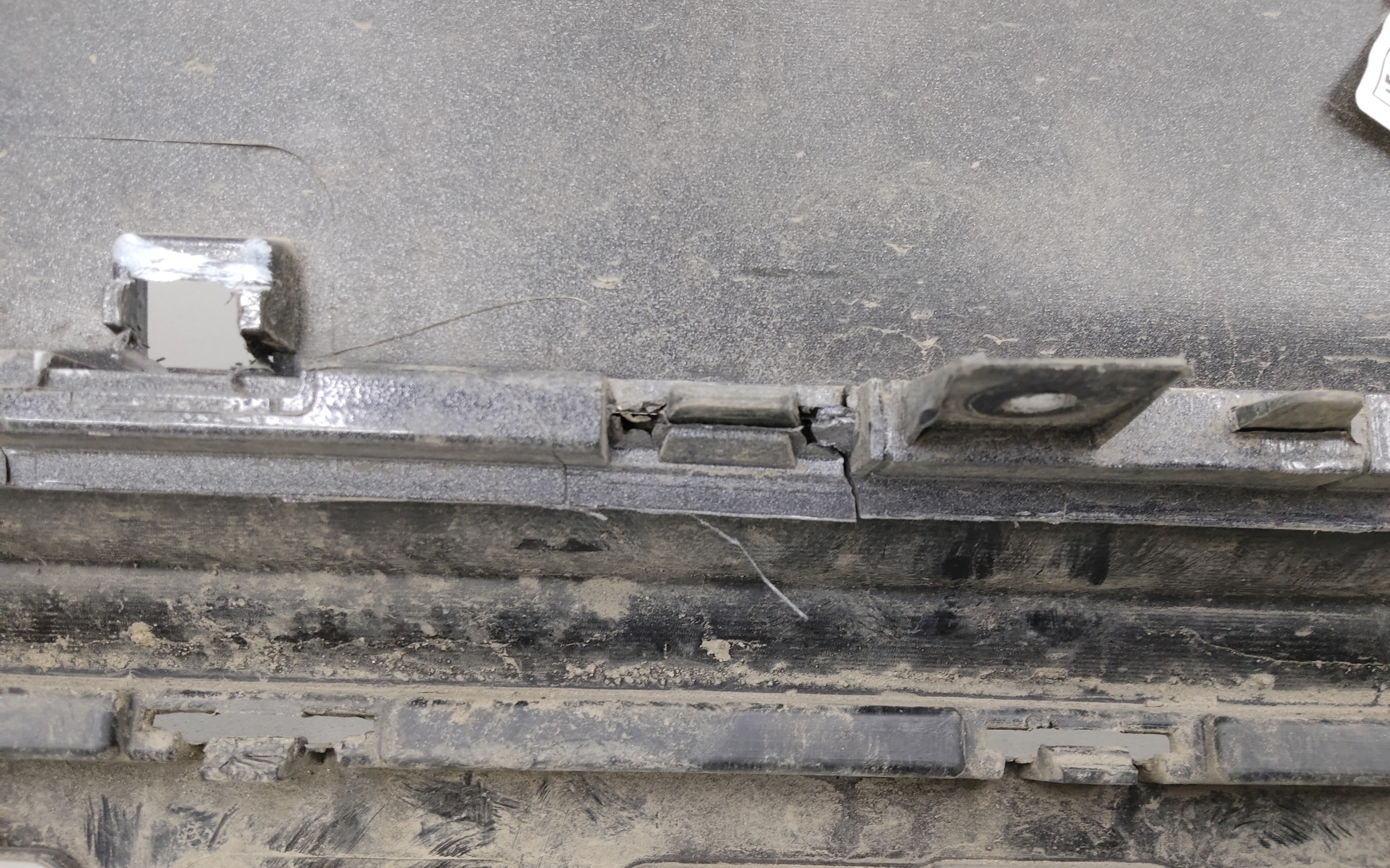 Бампер задний Chery Tiggo 8