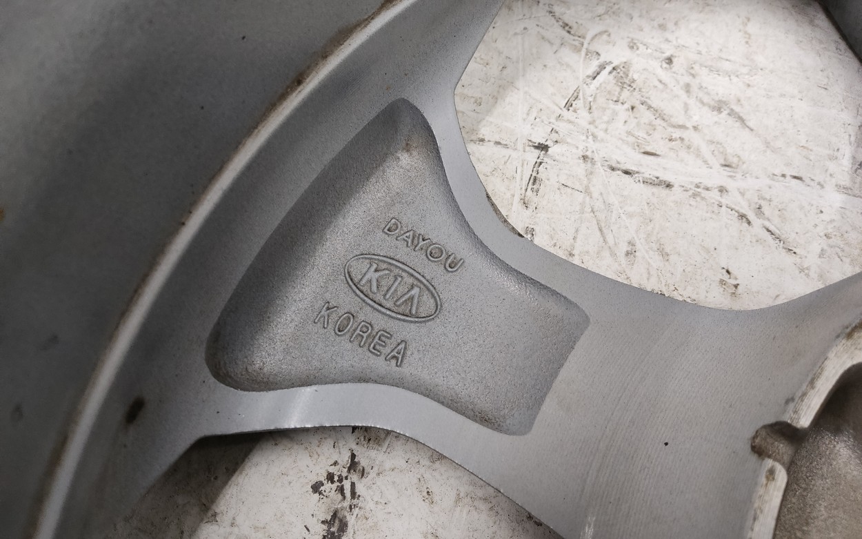 Диск колеса литой Kia Seltos R16
