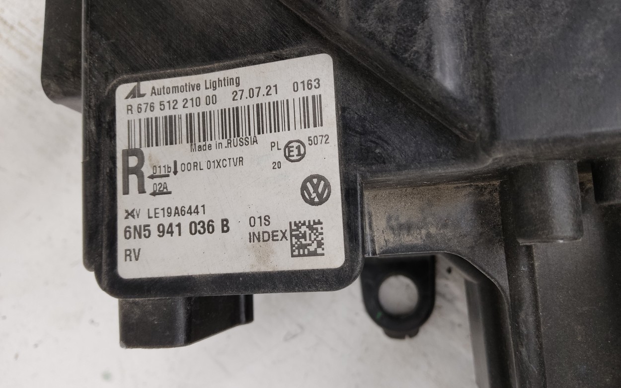 Фара передняя правая Volkswagen Polo 6 LED линза