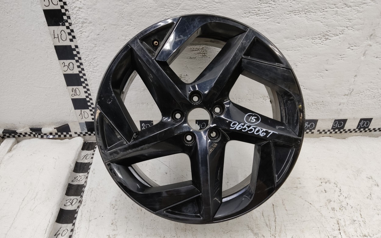 Диск колеса литой Omoda C5 R18 черный