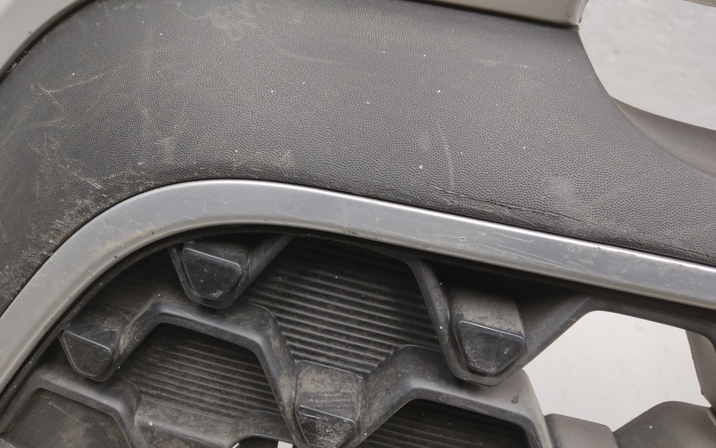 Бампер передний верхняя часть Kia Soul 3