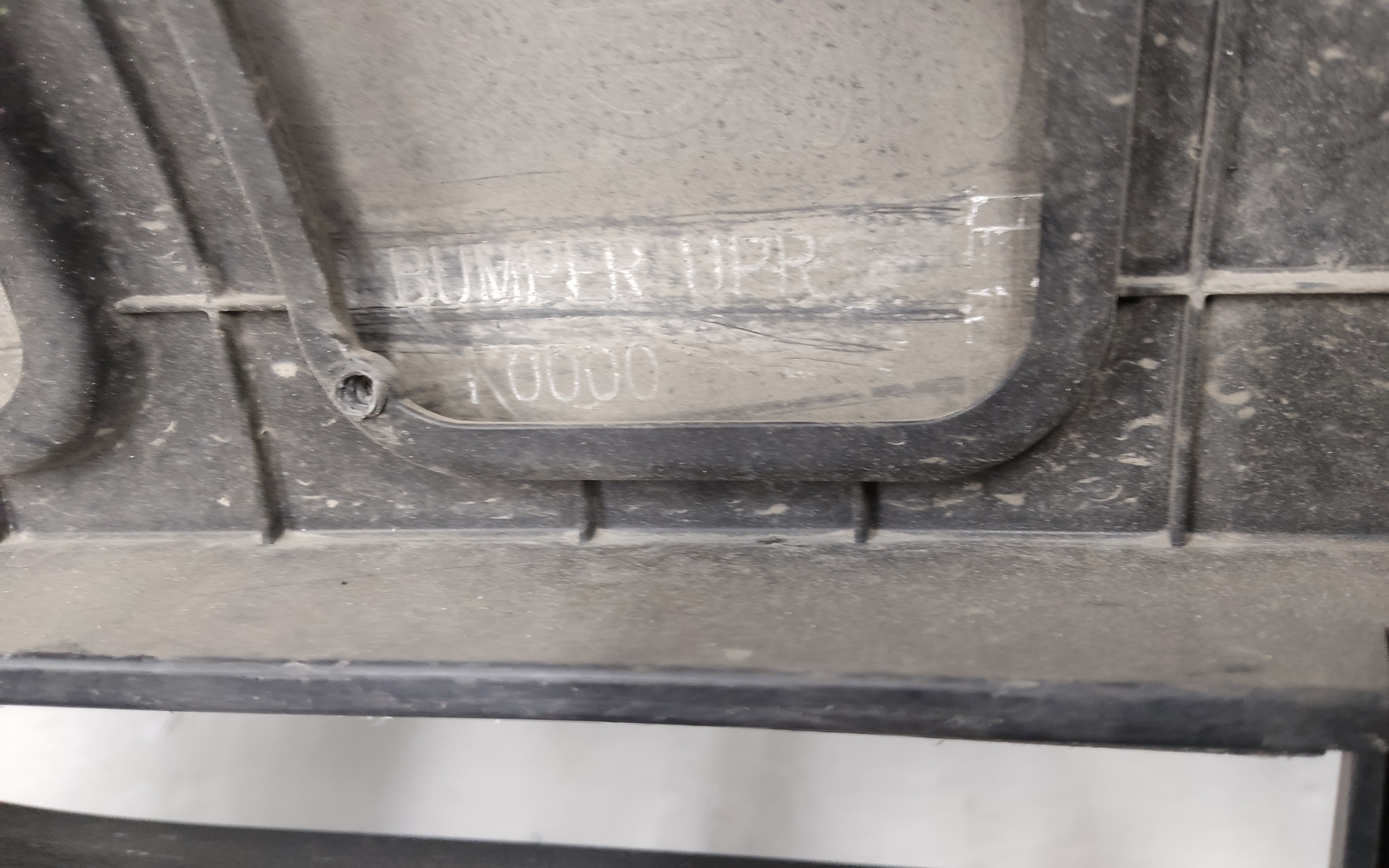 Бампер передний верхняя часть Kia Soul 3