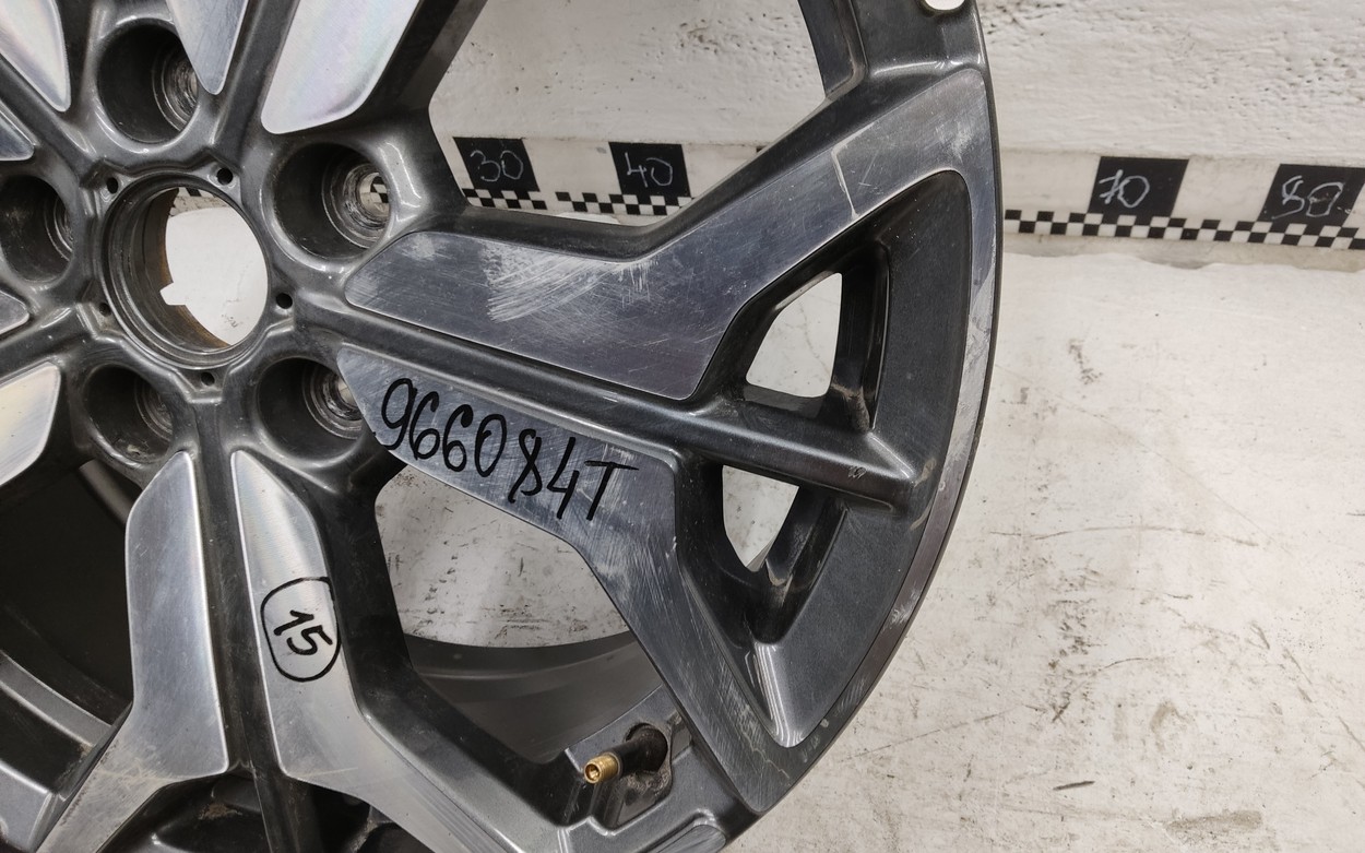 Диск колеса литой Kia Seltos R18