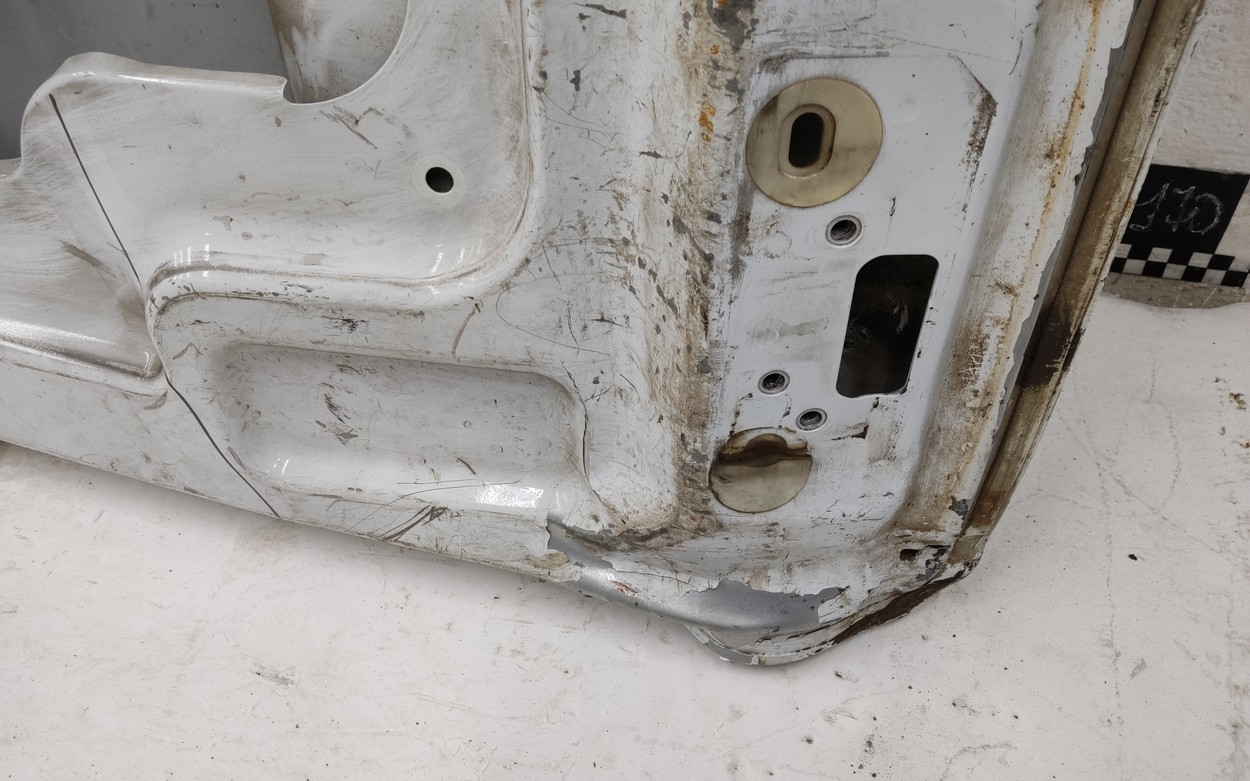 Дверь задняя левая распашная глухая высокая Ford Transit 7 215см