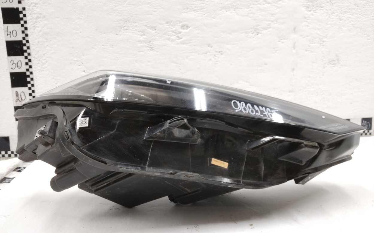 Фара передняя правая Changan UNI-V LED