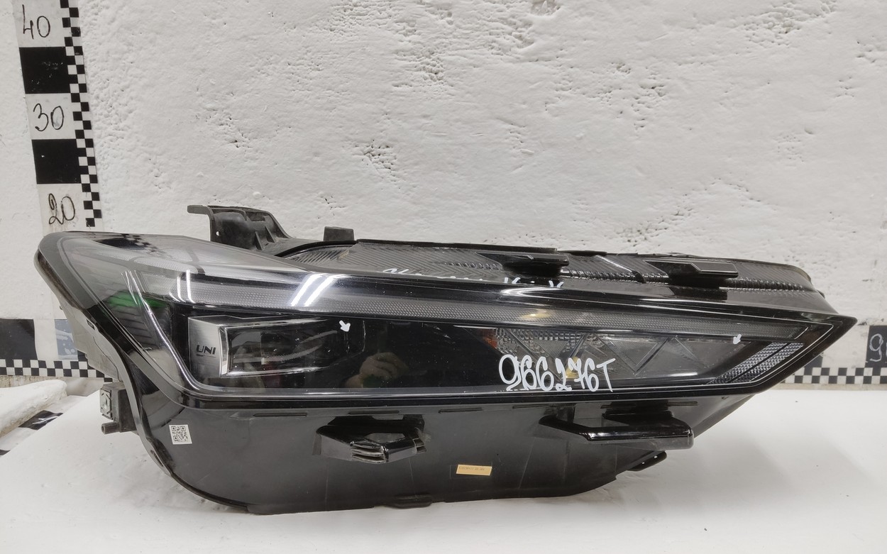 Фара передняя правая Changan UNI-V LED