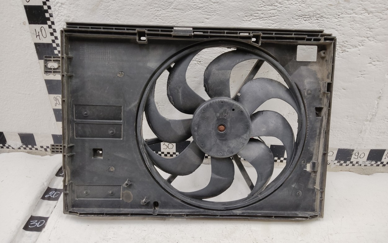 Диффузор вентилятора радиатора Citroen C4 Picasso