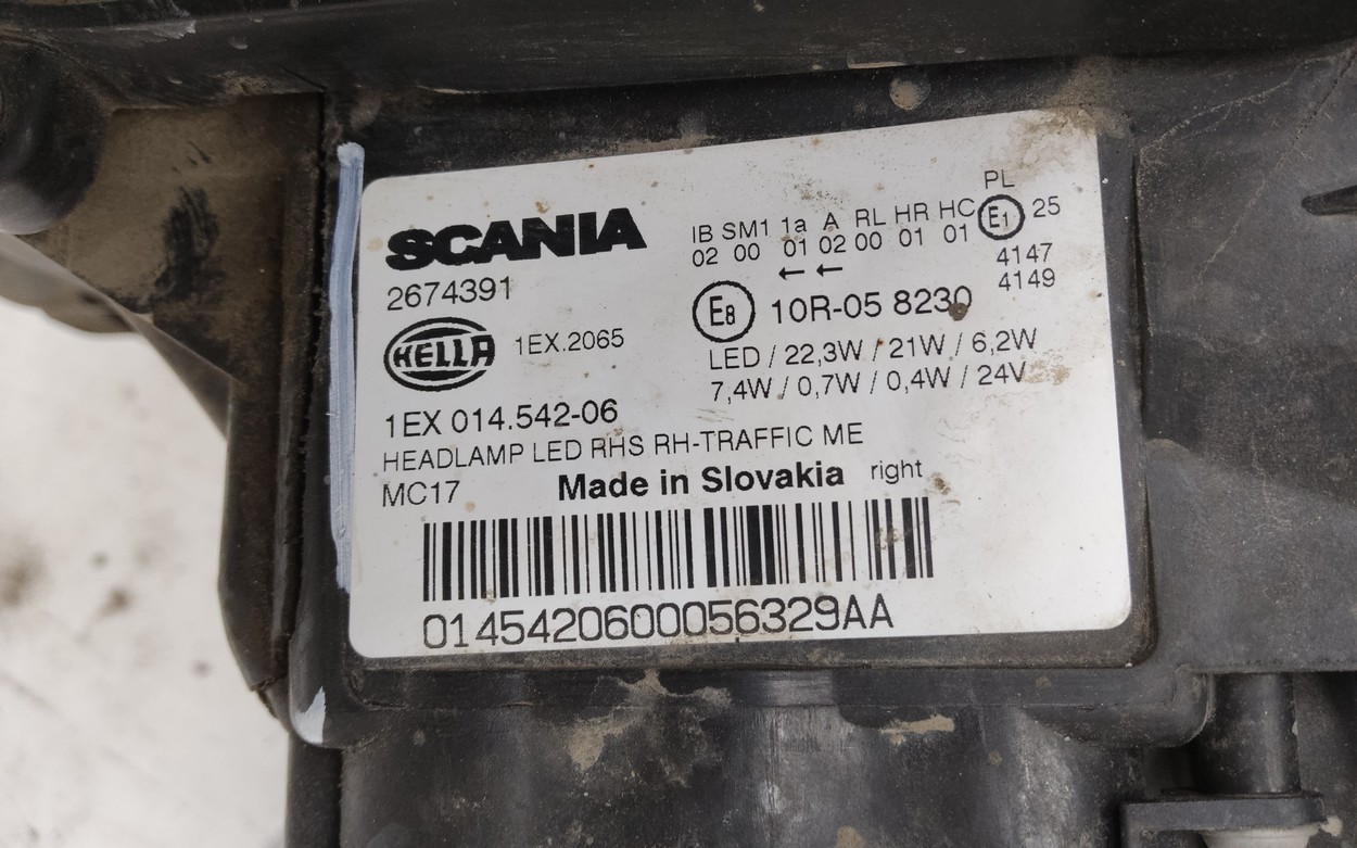 Фара передняя правая Scania 6 R Series LED