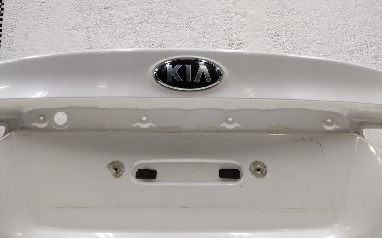 Крышка багажника Kia Cerato 4