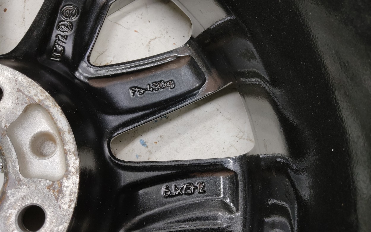 Диск колеса литой Lada Granta 1 Restail R15