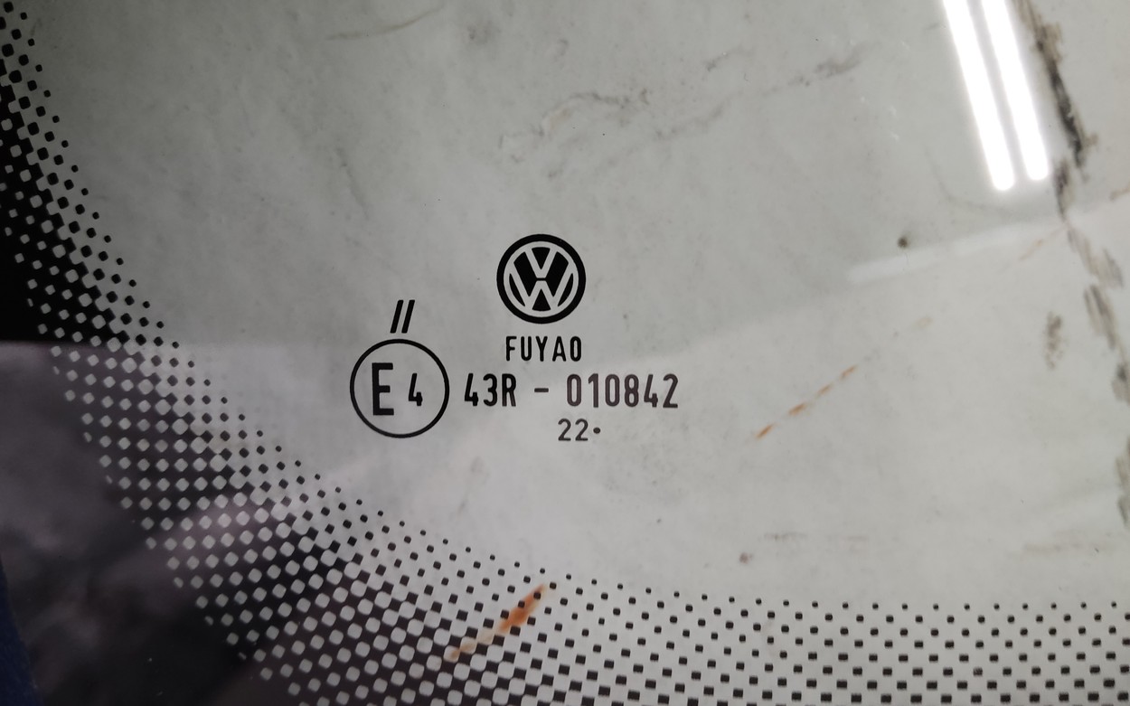 Стекло лобовое Volkswagen Polo 5 Restail