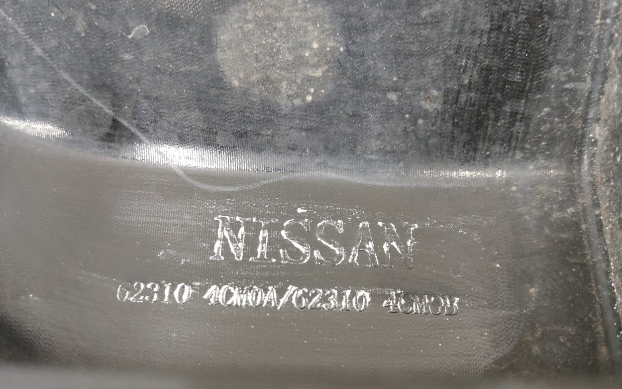 Решетка радиатора Nissan X-Trail T32 под камеру