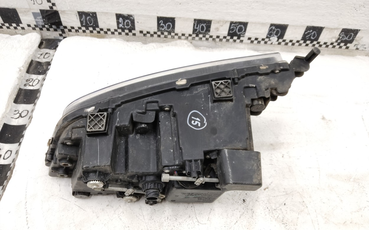 Фара передняя правая Sitrak C7H Max LED