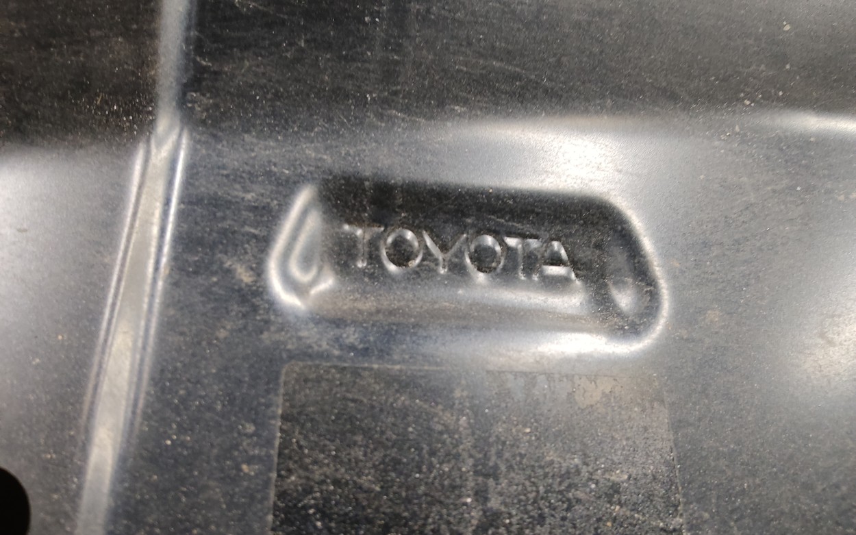 Капот Toyota RAV4 XA30
