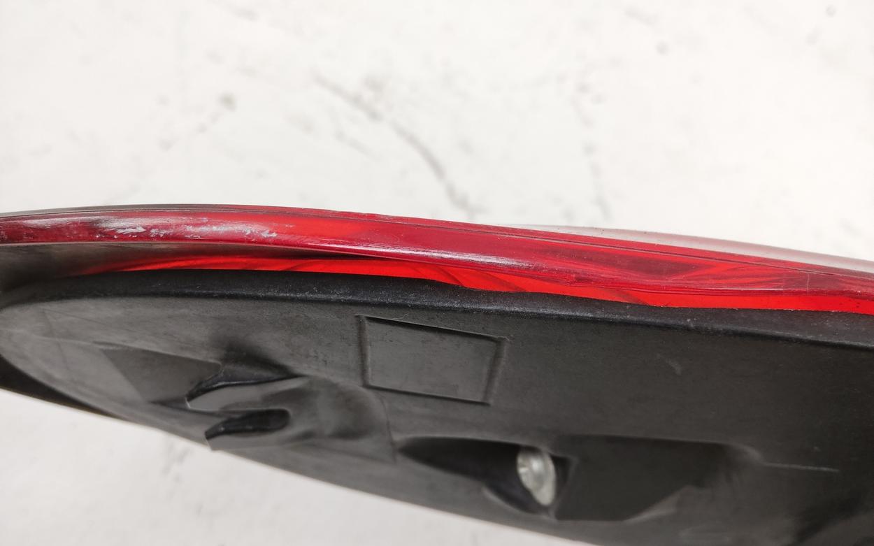 Фонарь задний правый наружный Toyota Camry V70 LED