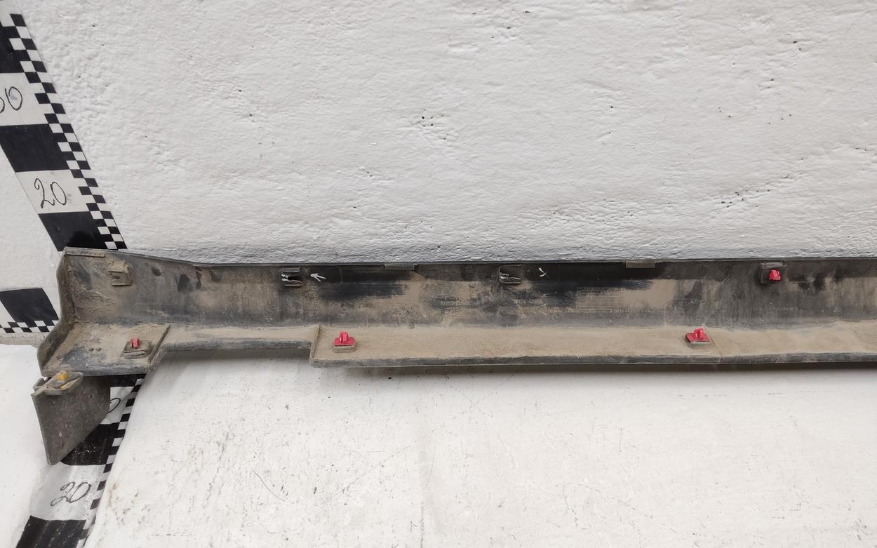 Накладка порога левого Kia Sorento 3