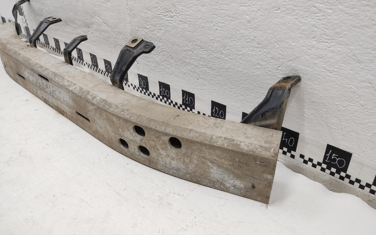 Усилитель переднего бампера Toyota Land Cruiser Prado 150 Restail 2