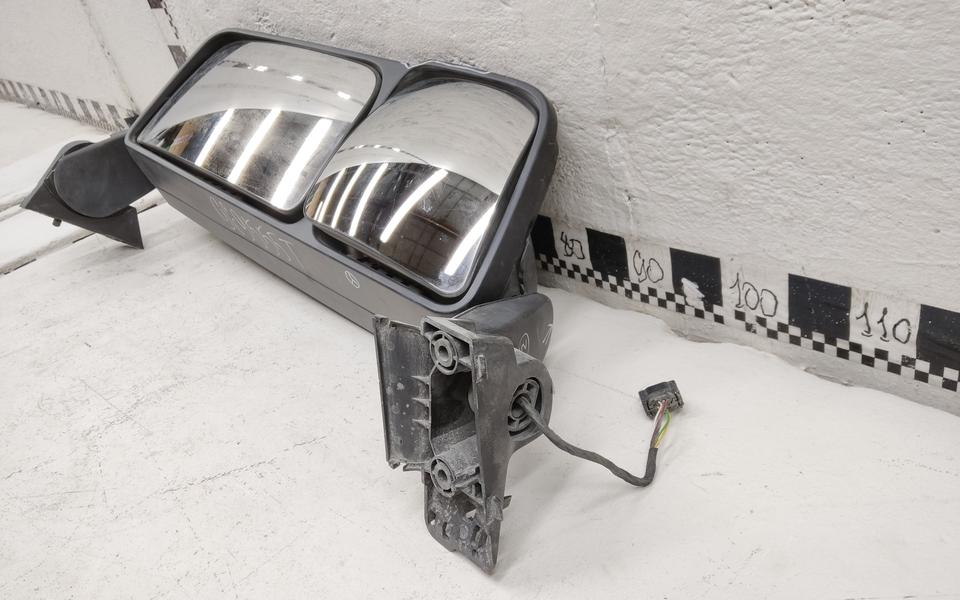 Зеркало правое Mercedes-Benz Actros 4 5 контактов