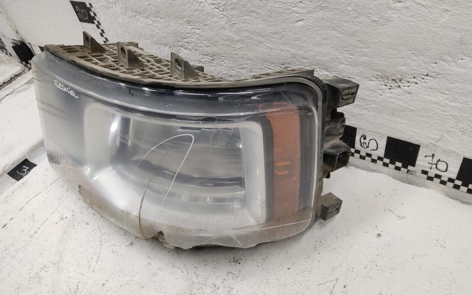 Фара передняя левая Scania 6 Series галоген