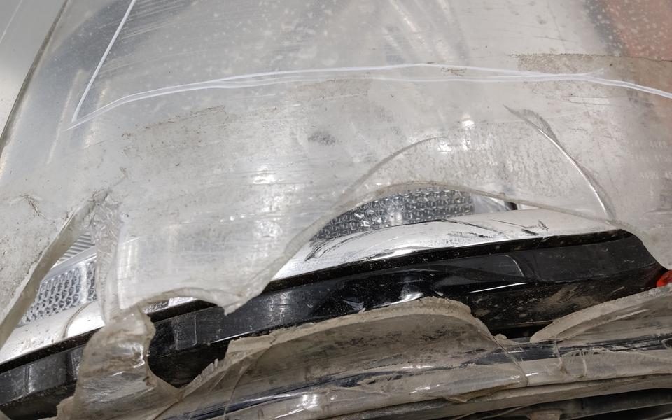 Фара передняя левая Scania 6 Series галоген