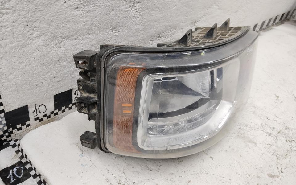 Фара передняя правая Scania R 6 галоген LED