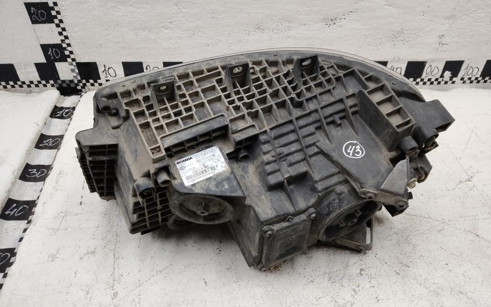 Фара передняя правая Scania R 6 галоген LED