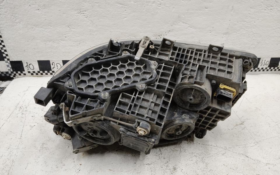 Фара передняя правая Scania R 6 галоген LED