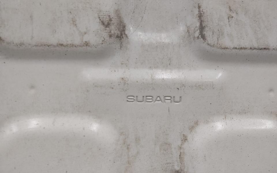 Капот Subaru WRX 1