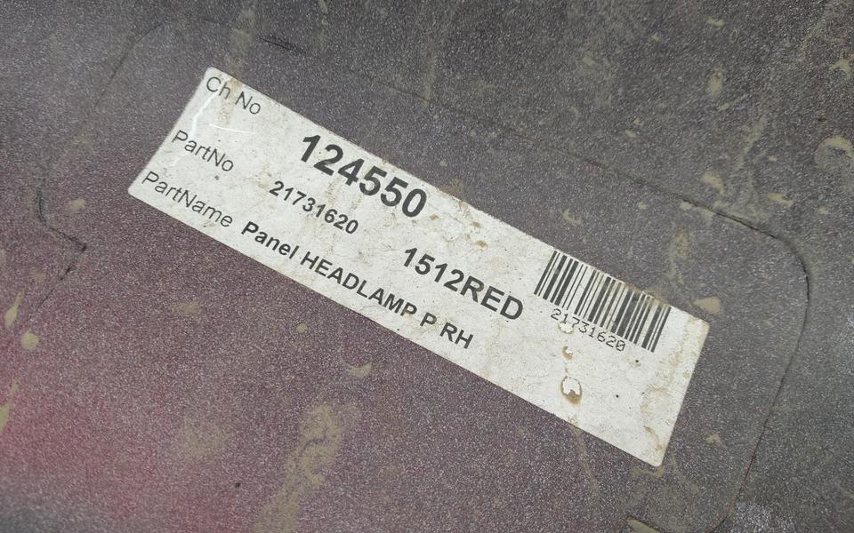 Рамка фары передней правой Volvo FM 4