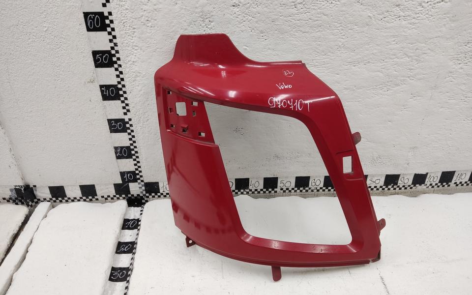 Рамка фары передней правой Volvo FM 4