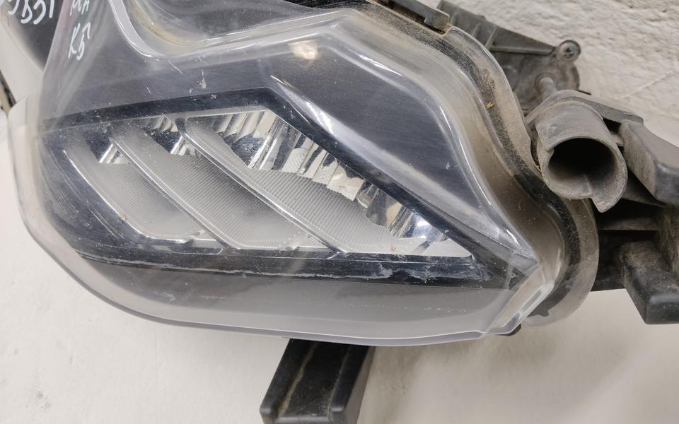 Фара ПТФ передняя правая Kia K5 3 LED