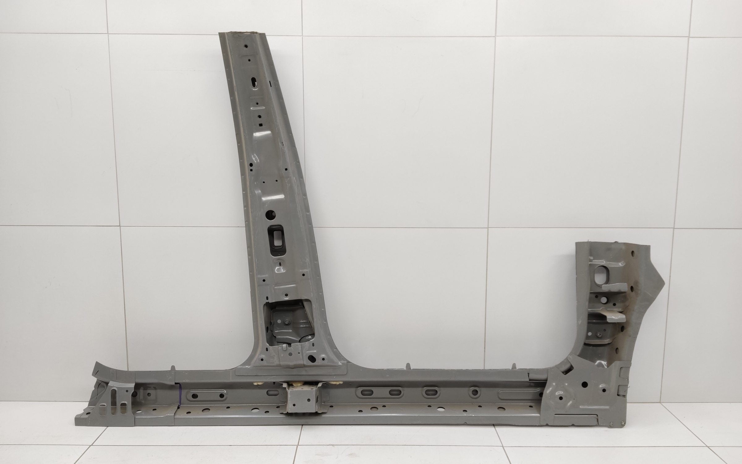 Панель кузова боковая левая Chery Tiggo 8 Pro