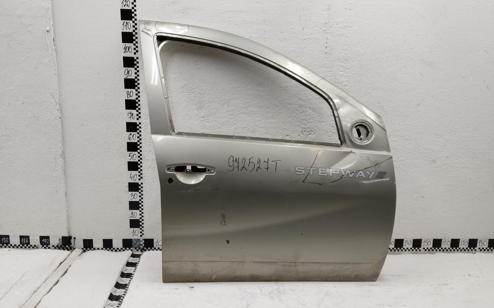 Дверь передняя правая Renault Duster 1 / Sandero 1 Stepway